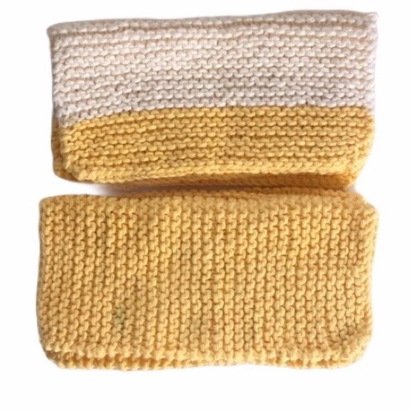 Set of 4 hand knitted dishcloths  yellow and white - Picture 3 of 5